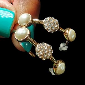 Women's Fluted Stone Hoop Earrings